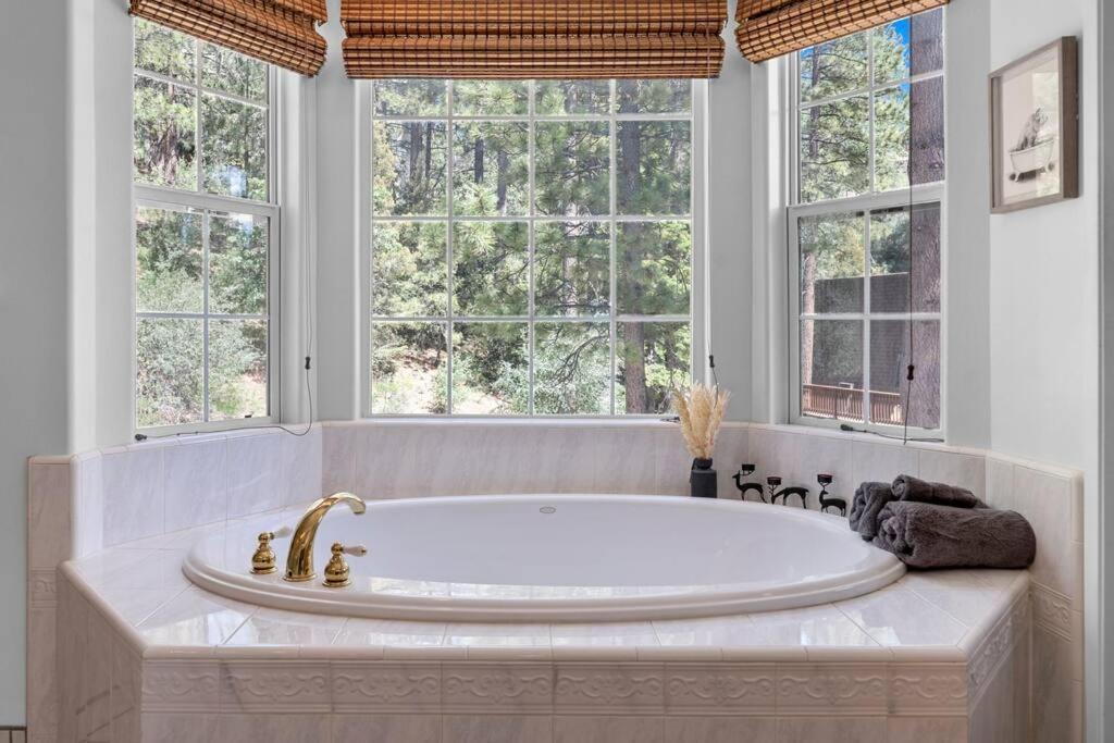 Cozy Cabin Perfect For 2 Families Big Bear Lake Exteriör bild